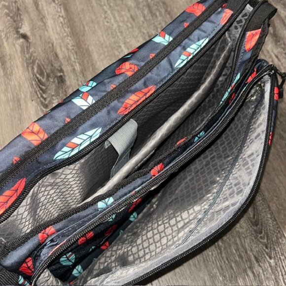 J WORLD New York Large 15" Messenger Laptop Bag MINT! Leaves - Picture 8 of 8